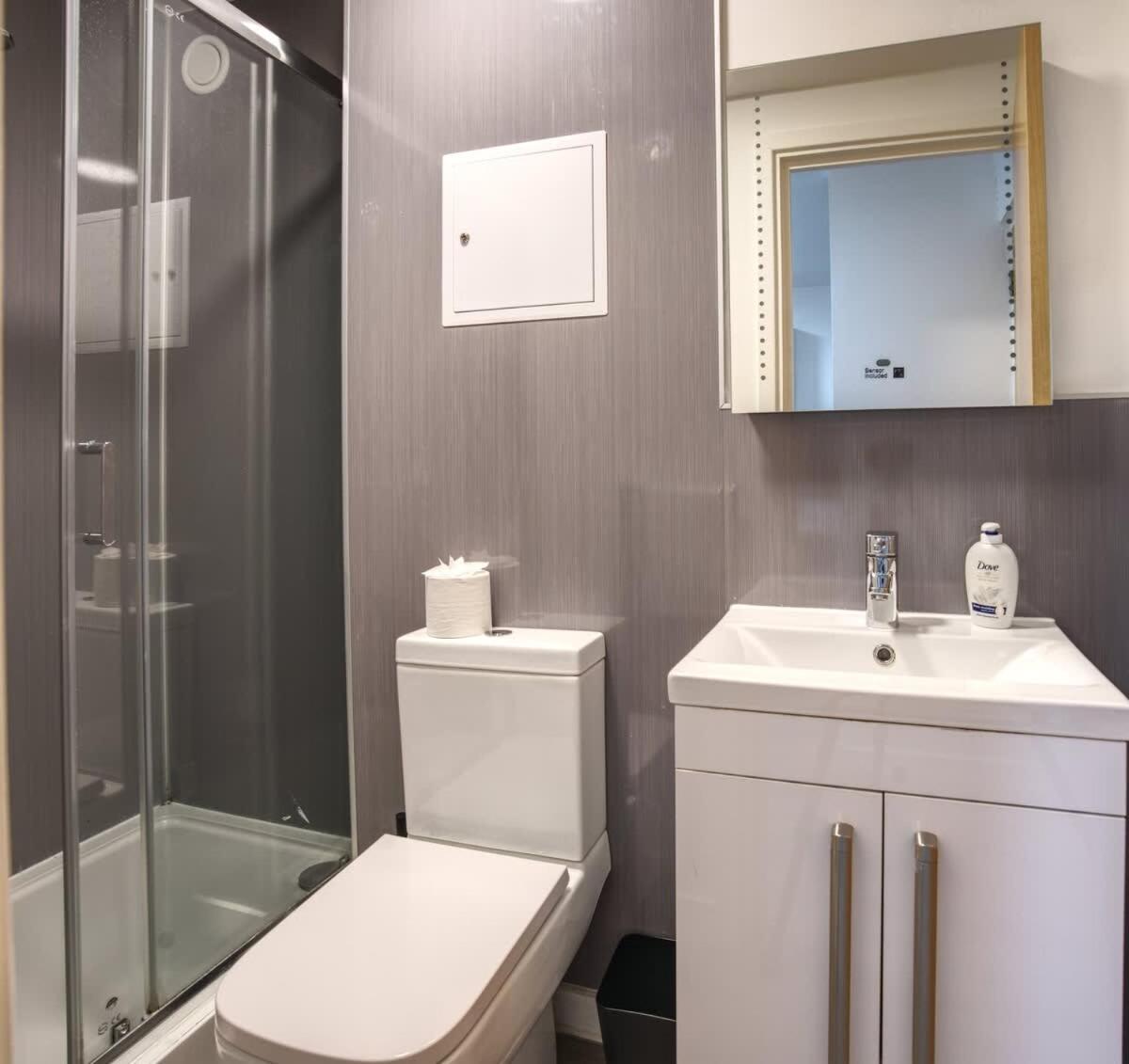 2Br City Centre Apt, Self Check In, Wifi, By Derbnb Sheffield Luaran gambar